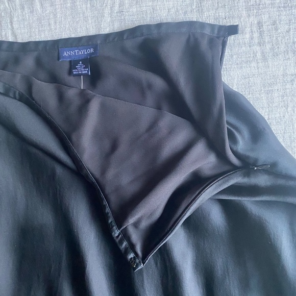 NWT Ann Taylor black silk bias cut long skirt Size 6 - Picture 10 of 15
